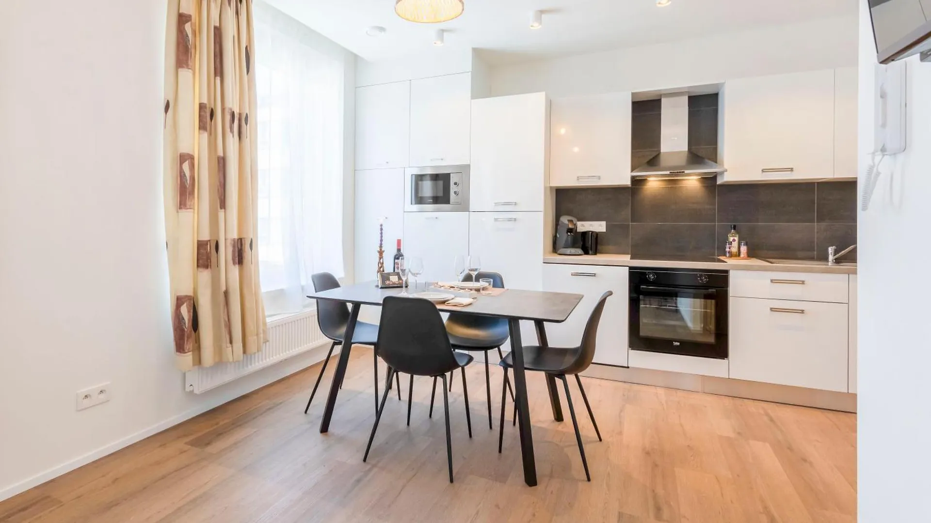 Ereva Seaside 1 Bedroom Modern Apartment Ostend