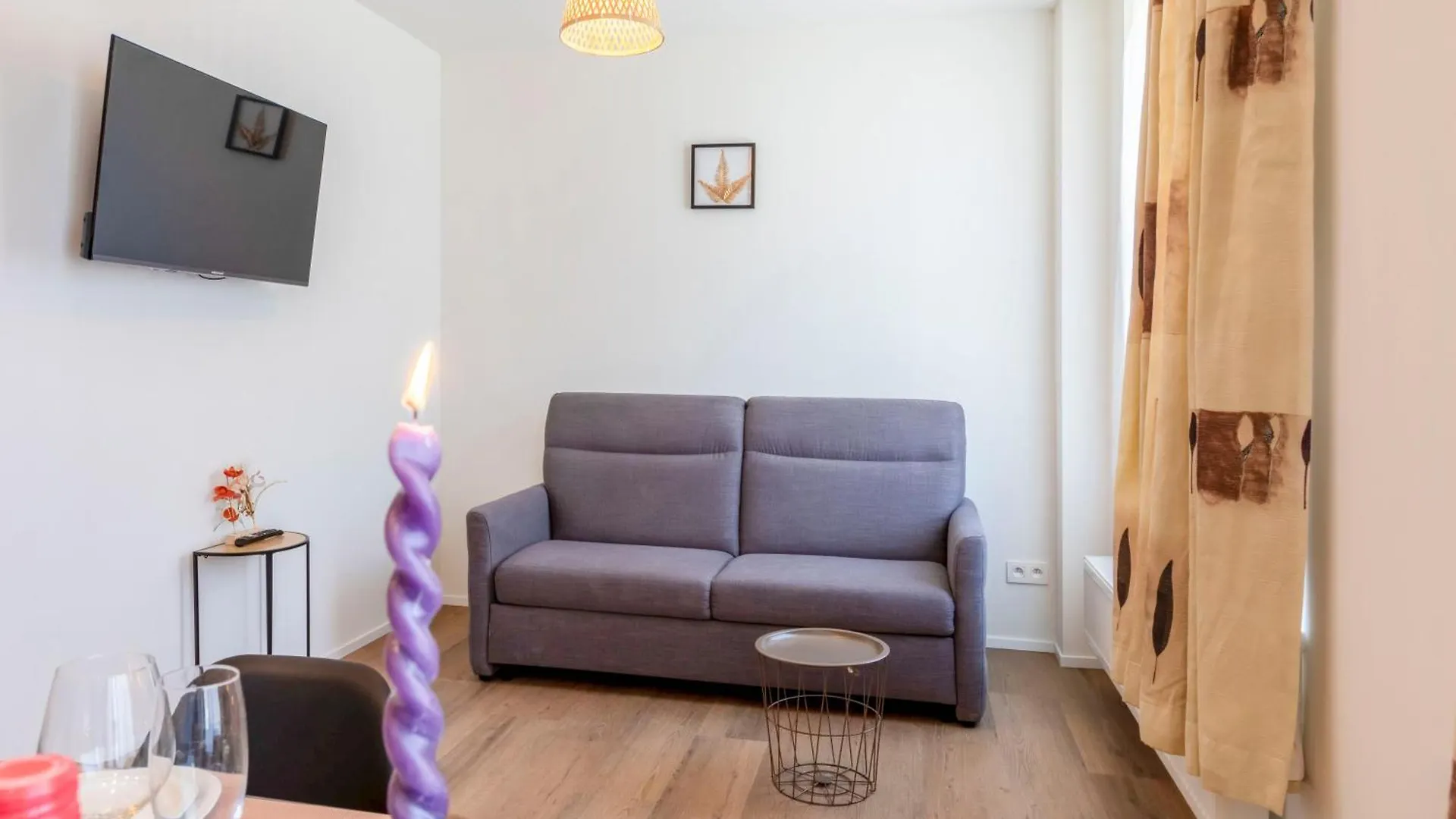 Ereva Seaside 1 Bedroom Modern Apartment Ostend