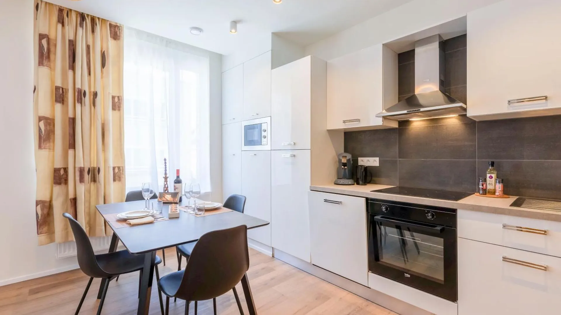 Ereva Seaside 1 Bedroom Modern Apartment Ostend Belgium